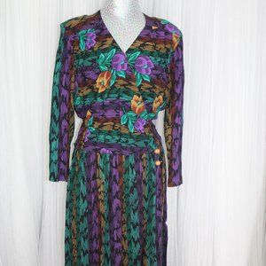 1970s Vintage Size Large/ Xlarge Floral Midi Stripe Skirt Set With Wood Bead